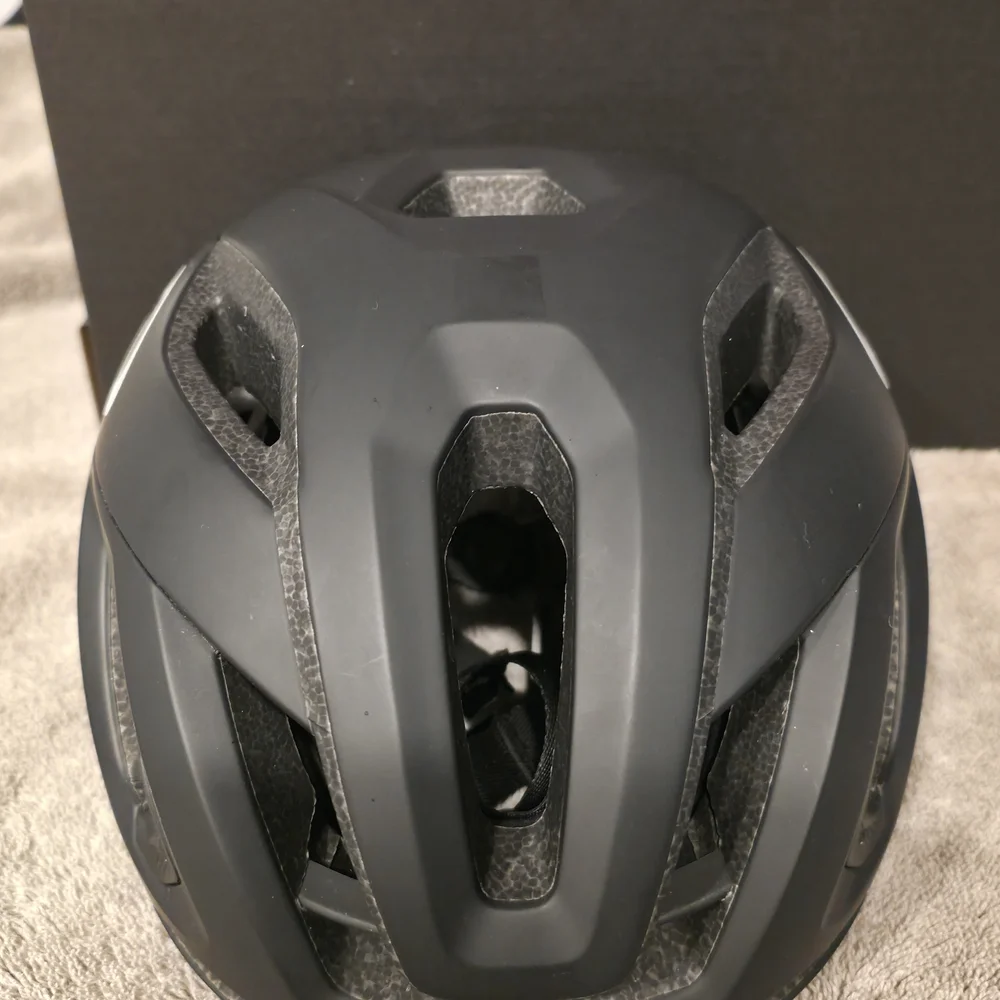 Oakley ARO5 Race Black Helmet - Picture 5 of 8